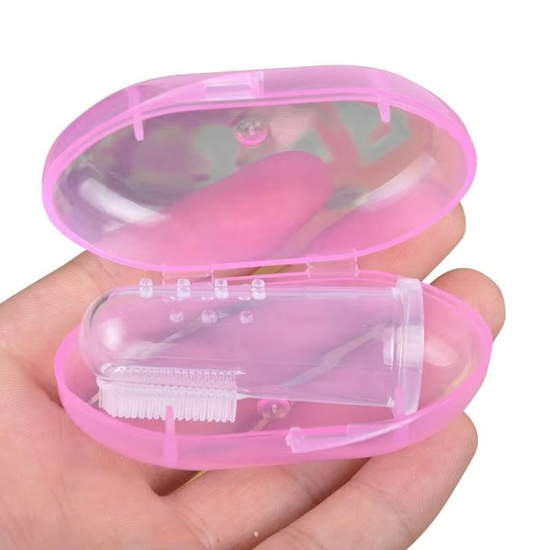 Premium Silica Gel Pet Finger Toothbrush for Dogs and Cats - Effective Bad Breath and Tartar Control Cleaning Tool